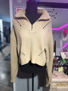 Arizona Jean Company Beige Cropped Quarter-Zip Knit Sweater